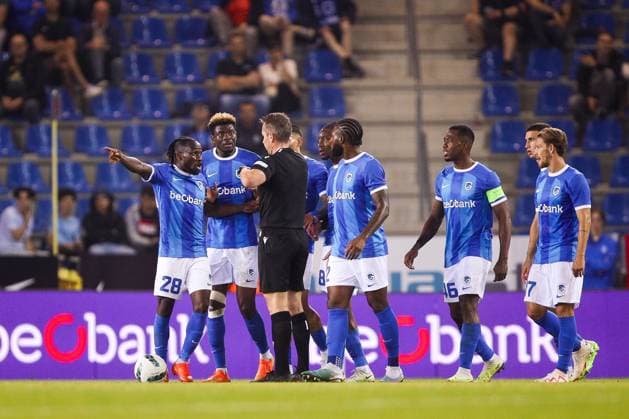 KRC Genk v Olympiacos - UEFA Europa League Qualifying GENK, BELGIUM - AUGUST 17 : Paintsil Joseph of KRC Genk receiving a red card from referee Tobias Stieler during the second leg match of the UEFA Europa League season 2023 - 2024 third qualifying round between KRC Genk and Olympiacos on August 17, 2023 in Genk, BELGIUM, 17 08 2023 ( Genk BELGIUM  Copyright: xTsx