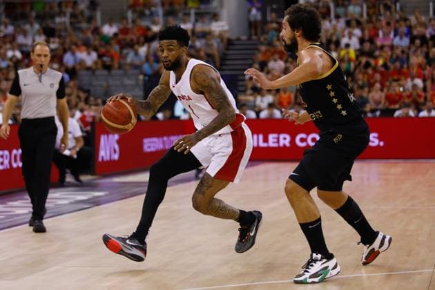 August 17, 2023, GRANADA, GRANADA, SPAIN: Alexander-Walker of Canada in action during City of Granada Tournament for the Centenary of the FEB, basketball match played between Spain and Canada at Palacio de Deportes on August 17, 2023, in Granada, Spain. GRANADA SPAIN - ZUMAa181 20230817_zaa_a181_026 Copyright: xAlexxCamarax
