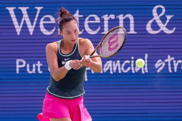 August 17, 2023, Mason, Ohio, USA: Qinwen Zheng (CHN) hits a two-handed backhand during ThursdayÃ¢â‚¬â ¢s round of the Western and Southern Open at the Lindner Family Tennis Center, Mason, Oh. Mason USA - ZUMAs304 20230817_zaf_s304_086 Copyright: xScottxStuartx