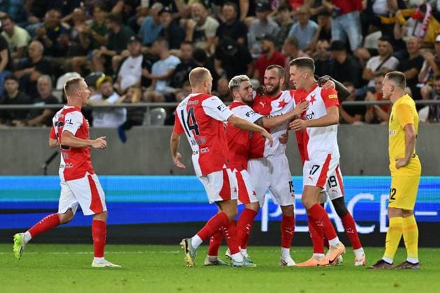 Slavia players celebrate a goal in the UEFA Europa League return leg of the 3rd round match Slavia Praha vs Dnipro, in Kosice, Slovakia, August 17, 2023. (CTKxPhoto VaclavxSalek) CTKPhotoP2023081707473  CTKPhotoP2023081707473