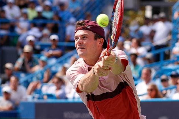 CINCINNATI, OH - AUGUST 17: Tommy Paul of the United States hits a backhand during the third round at the Western & Southern Open at Lindner Family Tennis Center on August 17, 2023 in Mason, Ohio. (Photo by Ian Johnson Icon Sportswire) TENNIS: AUG 17 Western & Southern Open EDITORIAL USE ONLY Icon230817042