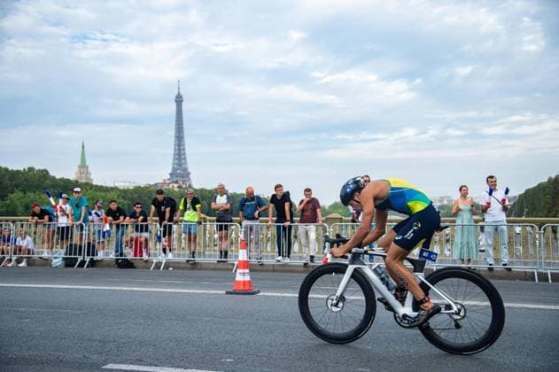 Sport Themen der Woche KW33 Test de l Ã preuve de triathlon des jeux olympique de Paris 2024 TRIATHLON : Homme - Epreuve test Paris 2024 - Paris - 18 08 2023 BaptisteAutissier Panoramic 