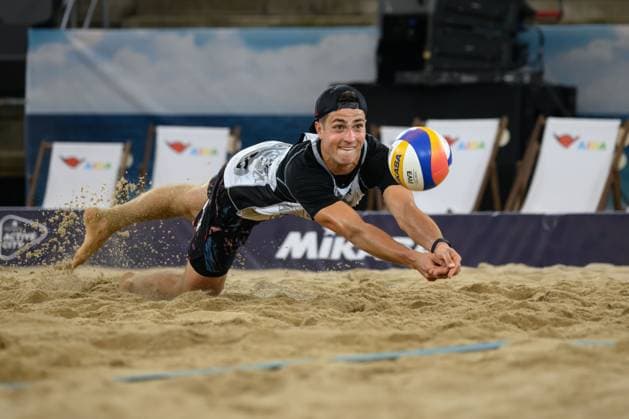 Sport Themen der Woche KW33 Beach Pro Tour - Elite 16, Hamburg, 18.08.2023 Sven Winter (GER); Beach Pro Tour - Elite 16, Hamburg am 18.08.2023 *** Beach Pro Tour Elite 16, Hamburg, 18 08 2023 Sven Winter GER Beach Pro Tour Elite 16, Hamburg on 18 08 2023 Copyright: xBEAUTIFULxSPORTS PeterxWeberx
