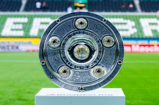 Soccer 1 Bundesliga, season 2023 2024, 1 matchday, SV Werder Bremen FC Bayern Munich on 18 08 2023 in the wohninvest Weserstadion in Bremen The championship trophy IMPORTANT NOTE According to the requirements of the DFL German Football League and the DFB German Football Association is prohibited in the stadium and or from the game made photographs in the form of sequence images and or video-like photo series to exploit or exploit to let Copyright: xKirchner DavidxInderliedx