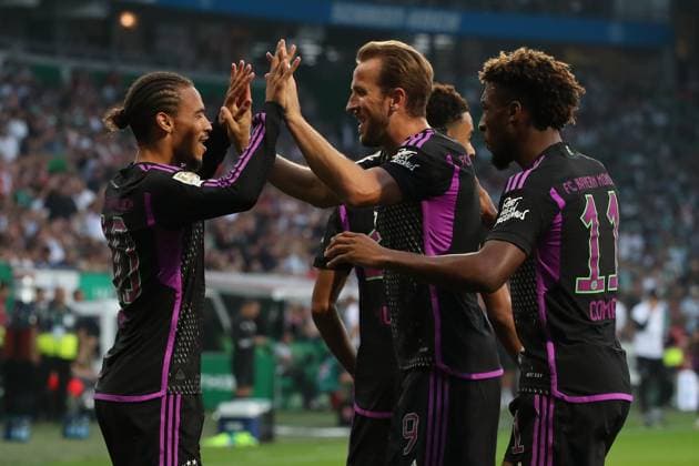 Sport Themen der Woche KW33 Sport Bilder des Tages 18.08.2023, xtgx, Fussball 1.Bundesliga, SV Werder Bremen - FC Bayern München emspor, v.l. Torjubel nach dem Tor zum celebrating the goal celebrate 0:1 durch Leroy Sane of Bayern München mit Harry Kane of Bayern München (DFL DFB REGULATIONS PROHIBIT ANY USE OF PHOTOGRAPHS as IMAGE SEQUENCES and or QUASI-VIDEO) Bremen *** 18 08 2023, xtgx, football 1 Bundesliga, SV Werder Bremen FC Bayern Munich emspor, v l goal celebration after celebrating the goal celebrate 0 1 by Leroy Sane of Bayern Munich with Harry Kane of Bayern Munich DFL DFB REGULATIONS PROHIBIT ANY USE OF PHOTOGRAPHS as IMAGE SEQUENCES and or QUASI VIDEO Bremen