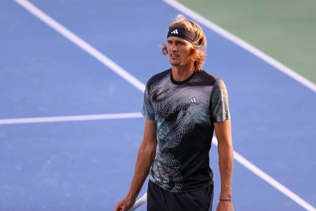 CINCINNATI, OH - AUGUST 18: Alexander Zverev of Germany during the quarterfinal round at the Western & Southern Open at Lindner Family Tennis Center on August 18, 2023 in Mason, Ohio. (Photo by Ian Johnson Icon Sportswire) TENNIS: AUG 18 Western & Southern Open EDITORIAL USE ONLY Icon230818096