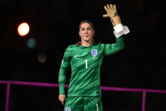 Mandatory Credit: Photo by James Gourley Shutterstock (14058838ic) Mary Earps of England with the Golden Glove Award Spain Women v England Women, FIFA Women s World Cup, Final, Stadium Australia, Sydney, Australia - 20 Aug 2023 Spain Women v England Women, FIFA Women s World Cup, Final, Stadium Australia, Sydney, Australia - 20 Aug 2023 Copyright: xJamesxGourley Shutterstockx 14058838ic