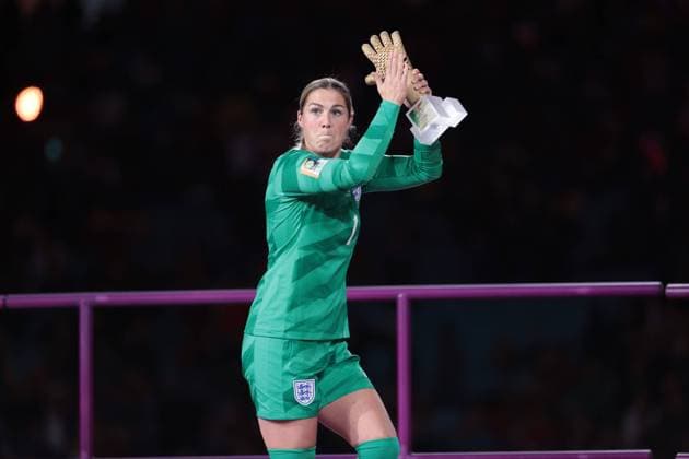 Sydney, Australia, August 20 2023: Mary Earps goalkeeper of England receives the gold glove award during the 2023 FIFA Womens World Cup 2023 Final match between Spain v England at Australia Stadium, Sydney, Australia. Final score: Spain 1 - England 0. (Patricia PÃ rez Ferraro SPP) Copyright: xPatriciaxPÃ rezxFerrarox xSPPx spp-en-PaPFeSp-A73I9619