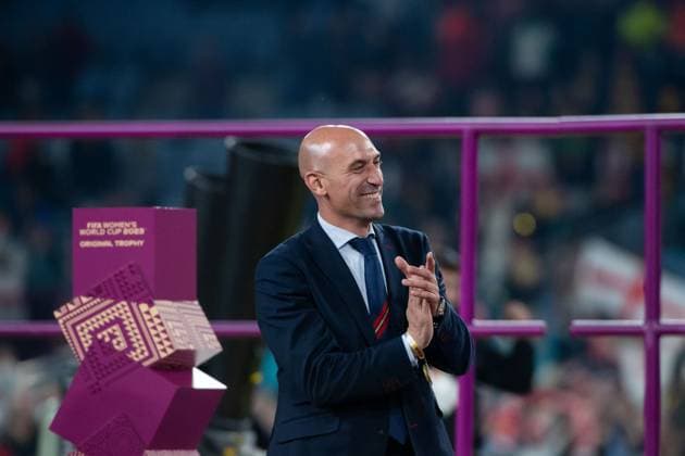 FIFA Womens World Cup 2023, Spains head of federation Rubiales criticised after kiss during award ceremony