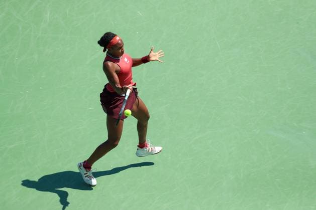 CINCINNATI, OH - AUGUST 20: Coco Gauff of the United States hits a forehand during the final round at the Western & Southern Open at Lindner Family Tennis Center on August 20, 2023 in Mason, Ohio. (Photo by Ian Johnson Icon Sportswire) TENNIS: AUG 20 Western & Southern Open EDITORIAL USE ONLY Icon230820002