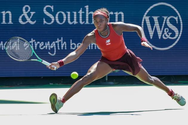 August 20, 2023, Mason, Ohio, USA: Coco Gauff (USA) reaches for a shot to the corner during SundayÃ¢â‚¬â ¢s final round of the Western and Southern Open at the Lindner Family Tennis Center, Mason, Oh. Mason USA - ZUMAs304 20230820_zaf_s304_016 Copyright: xScottxStuartx
