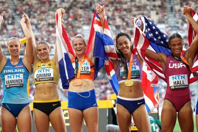 Bilder des Jahres 2023, Sport 08 August Sport Themen der Woche KW33 Sport Bilder des Tages L-R Anouk Vetter (NED), Katarina Johnson-Thompson (GBR) and Anna Hall (USA) celebrate in heptathlon during the 19th edition World Athletics Championships on August 20, 2023 in the National Athletics Centre in Budapest, Hungary Photo by SCS Soenar Chamid AFLO (HOLLAND OUT) Noxthirdxpartyxsales,xHOLLANDxOUT  (226817017)
