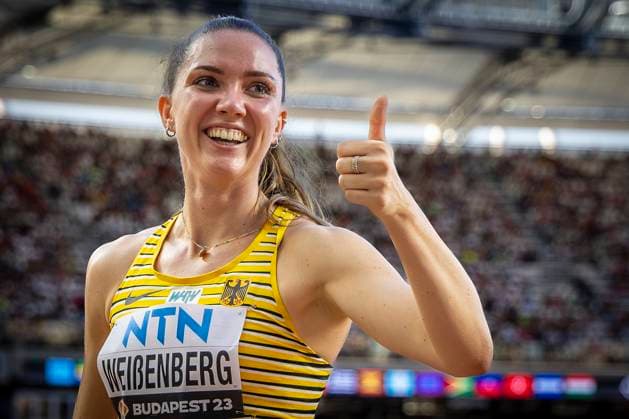 Sport Themen der Woche KW33 Sport Bilder des Tages World Athletics Championships Budapest 23; Hungary, 20.08.2023 Budapest, Hungary - August 20: Sophie WEISSENBERG of GERMANY (GER) finishes the heptathlon as 7th on day 2 of the World Athletics Championships Budapest 23 at the National Athletics Centre in Budapest, Hungary on August 20, 2023. *** World Athletics Championships Budapest 23 Hungary, 20 08 2023 Budapest, Hungary August 20 Sophie WEISSENBERG of GERMANY GER finishes the heptathlon as 7th on day 2 of the World Athletics Championships Budapest 23 at the National Athletics Centre in Budapest, Hungary on August 20, 2023 Copyright: xBEAUTIFULxSPORTS AxelxKohringx