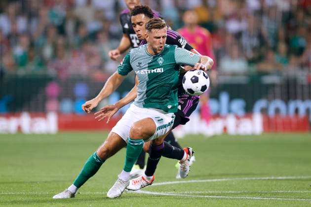 FUELLKRUG Niclas Team Werder Bremen mit MUSIALA Jamal DFL Fussball Bundesliga Saison 2023 - 2024 Spiel Werder Bremen - FC Bayern Muenchen am 18.08. 2023 in Bremen DFL REGULATIONS PROHIBIT ANY USE OF PHOTOGRAPHS as IMAGE SEQUENCES and or QUASI-VIDEO *** FUELLKRUG Niclas Team Werder Bremen with MUSIALA Jamal DFL Football Bundesliga Season 2023 2024 Match Werder Bremen FC Bayern Muenchen on 18 08 2023 in Bremen DFL REGULATIONS PROHIBIT ANY USE OF PHOTOGRAPHS as IMAGE SEQUENCES and or QUASI VIDEO Copyright: xLacixPerenyix