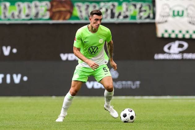 Cedric Zesiger VfL Wolfsburg,5 1 football Bundesliga season 2023 2024 Punktspiel VfL Wolfsburg vs 1 FC Heidenheim in the Volkswagen Arena in Wolfsburg Freisteller,action,football,Germany,man,men,19 08 2023