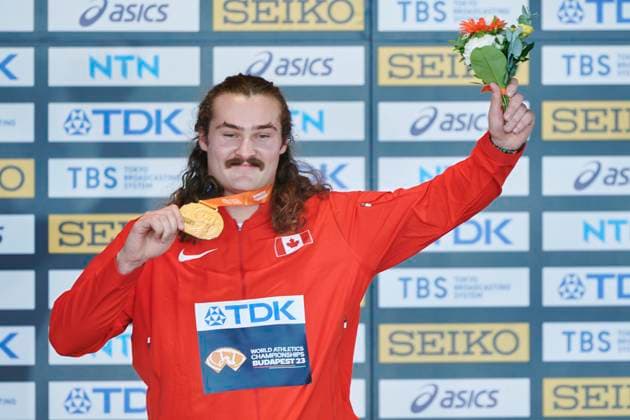 Sport Bilder des Tages Leichtathletik, WM in Budapest, Siegerehrung Hammerwerfen Männer 21.08.2023 BUDAPESZT WEGRY, NATIONAL ATHLETICS CENTRE ,MISTRZOSTWA SWIATA W LEKKIE ATLETYCE BUDAPESZT 2023 ( WORLD ATHLETICS CHAMPIONSHIPS BUDAPEST2023) DEKORACJA MEDLAOWA RZUT MLOTEM NZ. ETHAN KATZBERG FOTO RADOSLAW JOZWIAK CYFRASPORT NEWSPIX.PL --- Newspix.pl  LSD_0353