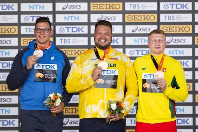 Athletics, World Championships in Budapest, Award Ceremony Discus Men with World Champion Daniel Stahl