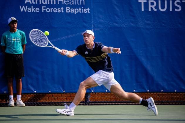 August 22, 2023: Tallon Griekspoor returns the ball during the second round of the 2023 Winston-Salem Open at Wake Forest Tennis Complex in Wnston-Salem, NC. ( ) Wnston-Salem United States - ZUMAc04_ 20230822_zma_c04_071 Copyright: xScottxKinserx