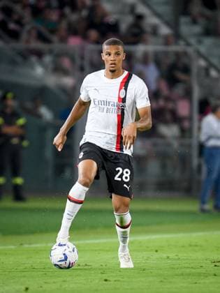 Italian soccer Serie A match - Bologna FC vs AC Milan Milan s Malick Thiaw portrait in action during Bologna FC vs AC Milan, Italian soccer Serie A match in Bologna, Italy, August 21 2023 Bologna Italy  Copyright: xIPAxSport ABACAx BRIPASport20230823_325 IPAxSport ABACAx BRIPASport20230823_325