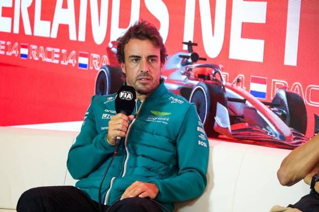 ALONSO Fernando (spa), Aston Martin F1 Team AMR23, portrait during the 2023 Formula 1 Heineken Dutch Grand Prix, 13th round of the 2023 Formula One World Championship, WM, Weltmeisterschaft from August 25 to 28, 2023 on the Zandvoort Circuit, in Zandvoort, Netherlands - F1 - DUTCH GRAND PRIX 2023 DPPI Panoramic  00123030_G0OD8692