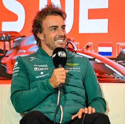 24th August 2023; Circuit Zandvoort, Zandvoort, North Holland, Netherlands; Formula 1 Heineken Dutch Grand Prix 2023; Arrivals and Inspection Day; Fernando Alonso (ESP) smiles at the drivers press conference, PK, Pressekonferenz  ActionPlus12546459 GodfreyxPitt