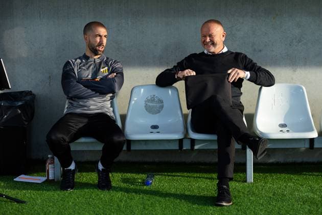 230824 Assistant coach Martin Foyston and head coach Per Mathias Hogmo of Häcken ahead of the UEFA Europa League play off match between Häcken and Aberdeen on August 24, 2023 in Gothenburg Photo Michael Erichsen BILDBYRAN COP 89 MI0526 aberdeen bbeng football fotball fotboll fotboll fotboll häcken soccer uefa europa league  Copyright: MICHAELxERICHSEN BB230824MI027
