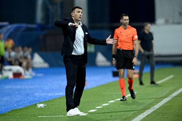 Dinamo Zagreb v Sparta Praha - UEFA Europa League Play Off Round: First Leg ZAGREB, CROATIA - AUGUST 24: Dinamo Zagreb Head Coach Sergej Jakirovic during UEFA Europa League Play Off Round First Leg match between Dinamo Zagreb and Sparta Praha at Maksimir Stadium on August 24, 2023 in Zagreb, Croatia. MarkoxLukunic PIXSELL