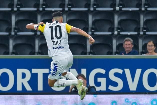 SOCCER - UEFA EL, LASK vs Zrinjski LINZ,AUSTRIA,24.AUG.23 - SOCCER - UEFA Europa League, qualification, Linzer ASK vs HSK Zrinjski Mostar. Image shows the rejoicing of Robert Zulj (LASK).  GEPAxpictures xChristianxMoser