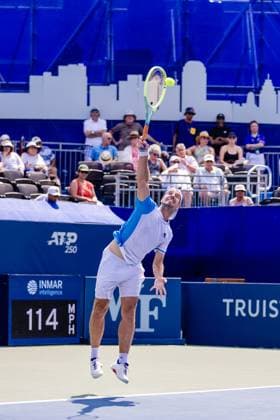 August 24, 2023: Richard Gasquet serves to Sebastian Korda during the quarterfinals of the 2023 Winston-Salem Open at Wake Forest Tennis Complex in Wnston-Salem, NC. ( CSM) Wnston-Salem United States - ZUMAc04_ 20230824_zma_c04_005 Copyright: xScottxKinserx