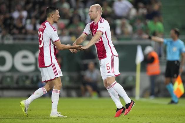 RAZGRAD, Bulgaria, 24-08-2023, football, Huvepharma Arena, Europa League qualification, season 2023 2024, during the match Ludogorets - Ajax, Ajax player Steven Berghuis, Ajax player Davy Klaassen Ludogorets - Ajax  x22054706x Copyright: