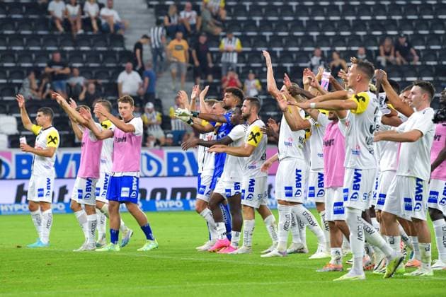 SOCCER - UEFA EL, LASK vs Zrinjski LINZ,AUSTRIA,24.AUG.23 - SOCCER - UEFA Europa League, qualification, Linzer ASK vs HSK Zrinjski Mostar. Image shows the rejoicing of team LASK.  GEPAxpictures xChristianxMoser