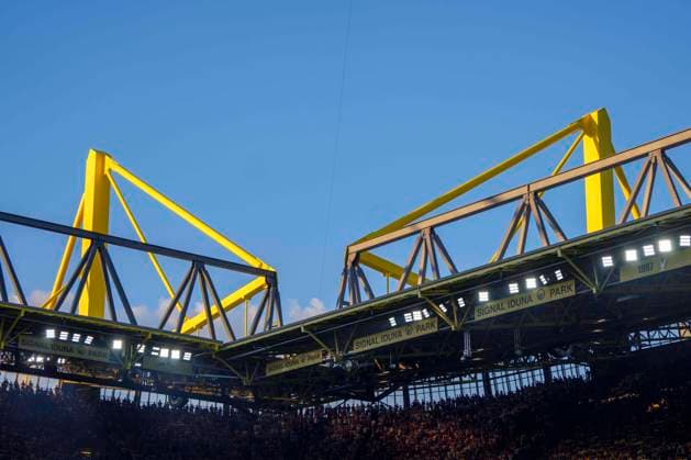 Soccer 1 Bundesliga, season 2023 2024, 1 matchday, Borussia Dortmund 1 FC Köln on 19 08 2023 at Signal Iduna Park in Dortmund StadionDach im Sonnenlciht, Hinterleger, Feature, General, DFL REGULATIONS PROHIBIT ANY USE OF PHOTOGRAPHS AS IMAGE SEQUENCES AND OR QUASI VIDEO Copyright: xNeundorf Kirchner-Mediax