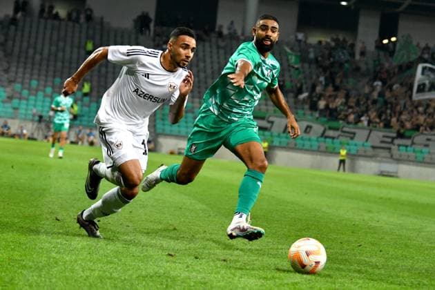 Leandro Andrade of Qarabag in action against David Sualehe of Olimpija Ljubljana during the UEFA Europa League, Play Off round, 1st leg match between Olimpija Ljubljana (Slovenia) and Qarabag (Azerbaijan) FOOTBALL : Olimpija Ljubljana v Qarabag - Europa league - 24 08 2023 IgorKupljenik Panoramic 