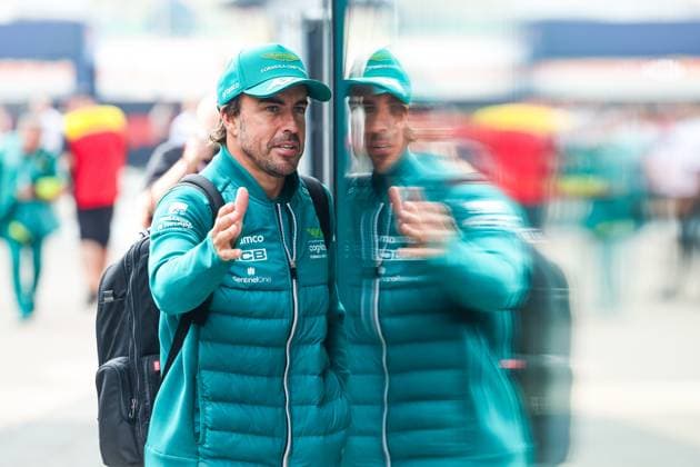 ALONSO Fernando (spa), Aston Martin F1 Team AMR23, portrait during the 2023 Formula 1 Heineken Dutch Grand Prix, 13th round of the 2023 Formula One World Championship, WM, Weltmeisterschaft from August 25 to 28, 2023 on the Zandvoort Circuit, in Zandvoort, Netherlands - F1 - DUTCH GRAND PRIX 2023 DPPI Panoramic  00123030_G0OD9053