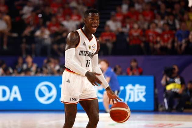 25 08 2023, FIBA Basketball World Cup, Okinawa Japan , Germany Japan, Matchday 1, Group E Dennis Schröder GER, No17 Okinawa Okinawa Arena Okinawa Japan