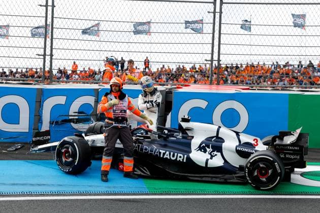 3 Daniel Ricciardo AUS, Scuderia AlphaTauri after crash, F1 Grand Prix of the Netherlands at Circuit Zandvoort on August 25, 2023 in Zandvoort, Netherlands Photo by HOCH ZWEI Zandvoort Netherlands