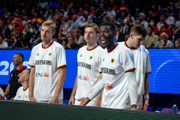 Basketball Okinawa 25 08 2023 FIBA Basketball World Cup 2023 Mens World Cup Preliminary Round Germany GER Japan JPN Nils Giffey Germany, No 05 Justus Hollatz Germany, No 21 Dennis Schröder Schroeder Germany, No 17 Schröder Schroder David Krämer Germany, No 44 Kraemer Kramer vlnr