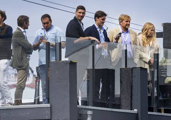 ZANDVOORT - King Willem-Alexander and Princess Amalia during qualifying of the F1 Grand Prix of the Netherlands at Circuit Zandvoort on August 26, 2023 in Zandvoort, Netherlands. ANP REMKO DE WAAL F1 Grand Prix of The Netherlands 2023 24 xVIxANPxSportx xxANPxIVx 476342325 originalFilename: 476342325.jpg