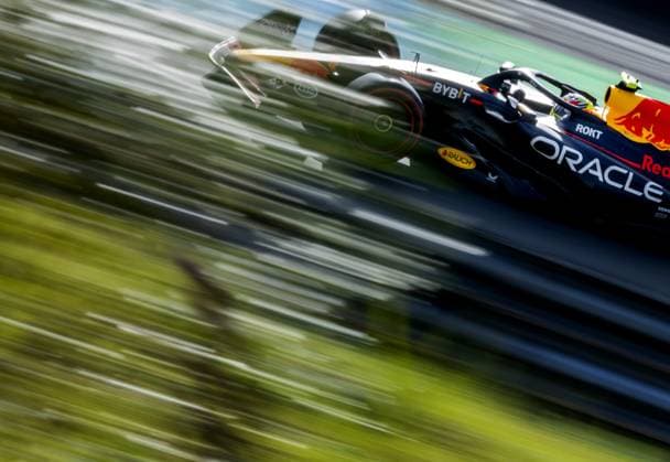 ZANDVOORT - Sergio Perez (Red Bull Racing) during qualifying for the F1 Grand Prix of the Netherlands at Circuit Zandvoort on August 26, 2023 in Zandvoort, Netherlands. ANP KOEN VAN WEEL F1 Grand Prix of The Netherlands 2023 24 xVIxANPxSportx xxANPxIVx 476355170 originalFilename: 476355170.jpg