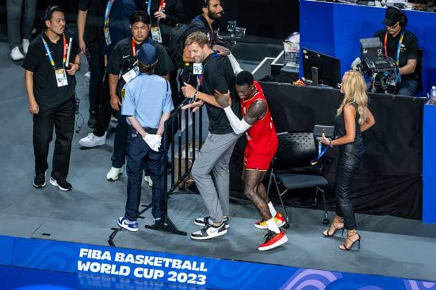 Basketball Okinawa 27 08 2023 FIBA Basketball World Cup 2023 Mens World Cup Preliminary Round Australia AUS Germany GER Cheering Germany after the game about the victory Dennis Schröder Schroeder Germany, No 17 Schröder Schroder and Dirk Nowitzki rejoice