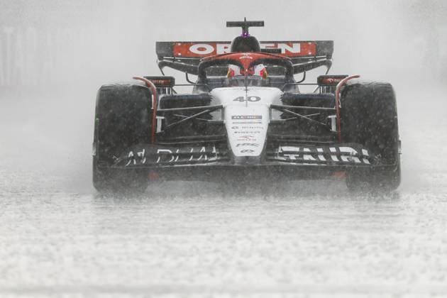 ZANDVOORT - 40 LiamÃäLawson (AlphaTauri) in the rain during the F1 Grand Prix of the Netherlands at Circuit Zandvoort on August 27, 2023 in Zandvoort, Netherlands. ANP REMKO DE WAAL F1 Grand Prix of The Netherlands 2023 24 xVIxANPxSportx xxANPxIVx 476454843 originalFilename: 476454843.jpg