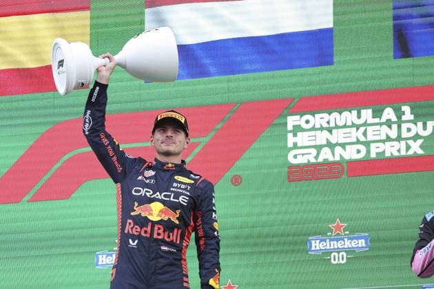 VERSTAPPEN Max (ned), Red Bull Racing RB19, portrait podium during the 2023 Formula 1 Heineken Dutch Grand Prix, 13th round of the 2023 Formula One World Championship, WM, Weltmeisterschaft from August 25 to 28, 2023 on the Zandvoort Circuit, in Zandvoort, Netherlands - F1 - DUTCH GRAND PRIX 2023 - RACE DPPI Panoramic  00123031_GRL_02305