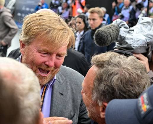 27th August 2023; Circuit Zandvoort, Zandvoort, North Holland, Netherlands; Formula 1 Heineken Dutch Grand Prix 2023; Race Day; King Willem-Alexander congratulates Team Principle of Oracle Red Bull Racing Christian Horner on the team s win  ActionPlus12547863 GodfreyxPitt