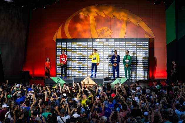 230827 Armand Duplantis of Sweden during the medal ceremony during day 9 of the 2023 World Athletics Championships on August 27, 2023 in Budapest Photo Joel Marklund BILDBYRAN kod JM JM0526 bbeng friidrott athletics friidrett 2023 world athletics championships world athletics championships budapest23 friidrotts vm friidretts vm vm  Copyright: JOELxMARKLUND BB230827JM004