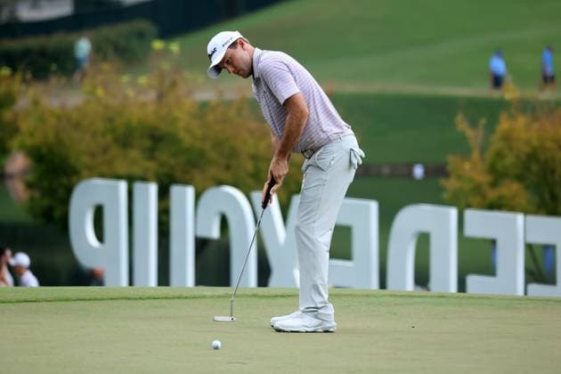 ATLANTA, GA - AUGUST 27: Russell Henley during the final round of the 2023 Tour Championship on August 27, 2023 at East Lake Golf Club in Atlanta, Georgia. (Photo by Michael Wade Icon Sportswire) GOLF: AUG 27 PGA, Golf Herren - TOUR Championship EDITORIAL USE ONLY Icon23082725