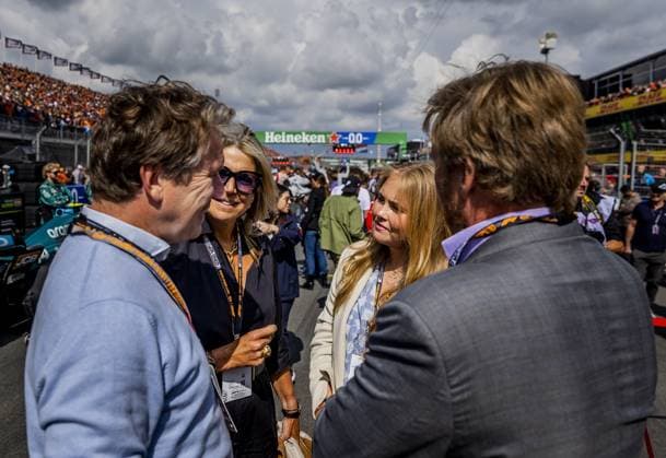 ZANDVOORT - Queen Maxima, Princess Amalia and King Willem-Alexander ahead of the F1 Grand Prix of the Netherlands at Circuit Zandvoort on August 27, 2023 in Zandvoort, Netherlands. ANP REMKO DE WAAL F1 Grand Prix of The Netherlands 2023 24 xVIxANPxSportx xxANPxIVx 476474245 originalFilename: 476474245.jpg