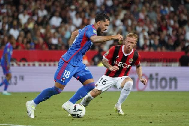 Rayan Cherki (Lyon) - Melvin Bard (OGC Nice) FOOTBALL : OGC Nice vs Lyon - Ligue 1 Uber Eats - Nice - 027 08 2023 NorbertScanella Panoramic 