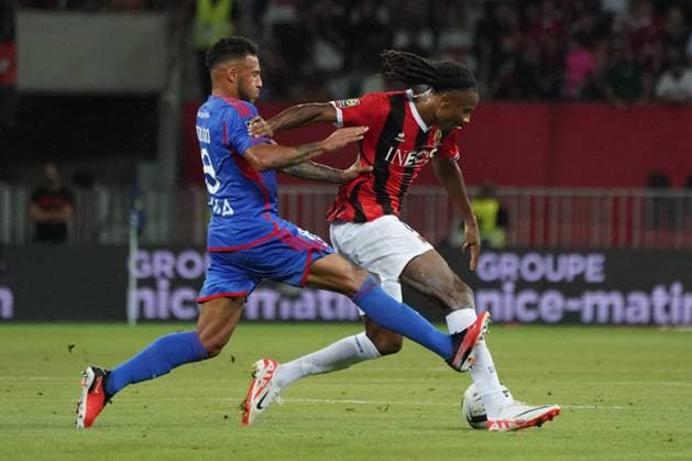 Khephren Thuram (OGC Nice) - Corentin Tolisso (Lyon) FOOTBALL : OGC Nice vs Lyon - Ligue 1 Uber Eats - Nice - 027 08 2023 NorbertScanella Panoramic 