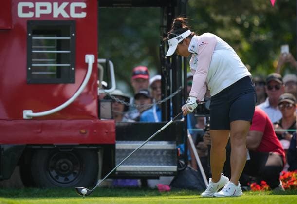 August 27, 2023, VANCOUVER, BC, CANADA: Megan Khang, of the U.S., hits her tee shot on the first hole during the final round at the LPGA, Golf Damen CPKC Canadian Women s Open golf tournament, in Vancouver, on Sunday, August 27, 2023. Canada News - August 27, 2023 - ZUMAc35_ 20230827_zaf_c35_049 Copyright: xDarrylxDyckx