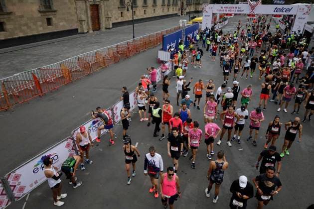 XL Mexico City Marathon Telcel 2023 Runners in the XL Telcel 2023 Mexico City Marathon, which started at the Estadio Olimpico Universitario 68 and ended in the Zocalo of the capital. Mexico City Mexico City Mexico  Copyright: xGerardoxVieyrax originalFilename:0302331204st.jpg